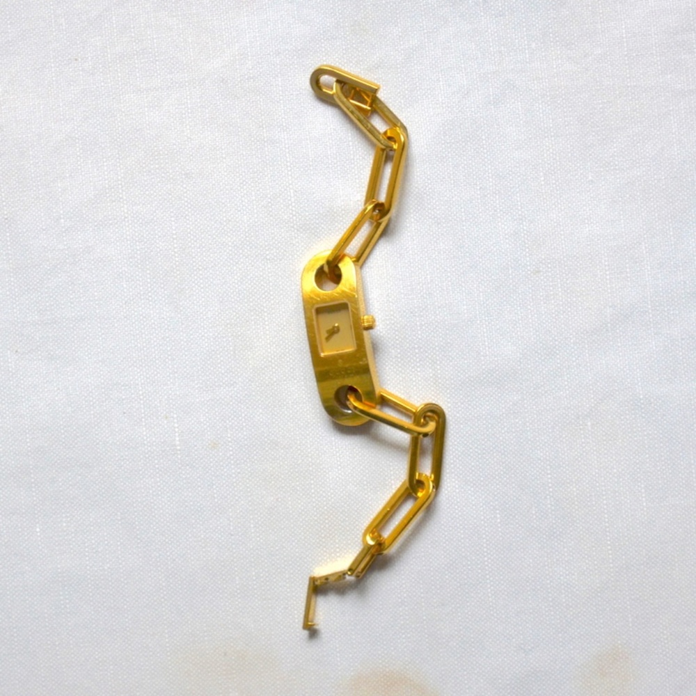 Gucci Gold 6105L Watch